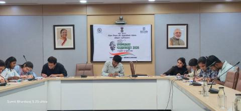 स्वच्छता पखवाड़ा–2026 के अंतर्गत चल रही पोस्टर निर्माण प्रतियोगिता